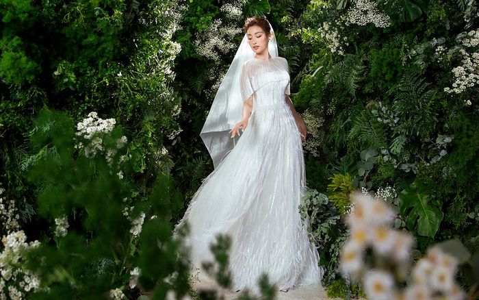 Rộ tin Hoa hậu Đỗ Mỹ Linh và con trai bầu Hiển sang nước ngoài chụp ảnh cưới