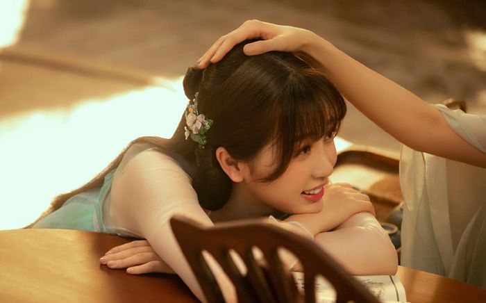 Tâm huyết của Ngu Thư Hân dành cho Thương Lan Quyết: Đi học lồng tiếng, phải tăng ca đến đêm khuya