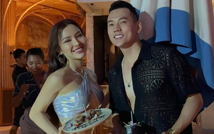 Những lần Phương Trinh Jolie diện trang phục hở bạo: Từ lễ cưới cho đến tiệc sinh nhật của chồng