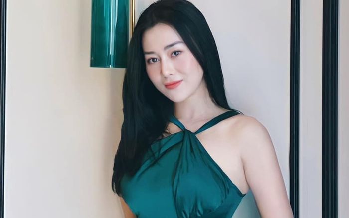 Phương Oanh gay gắt 'đáp trả tay đôi' với anti-fan: 'Sống và chơi với thị phi luôn'