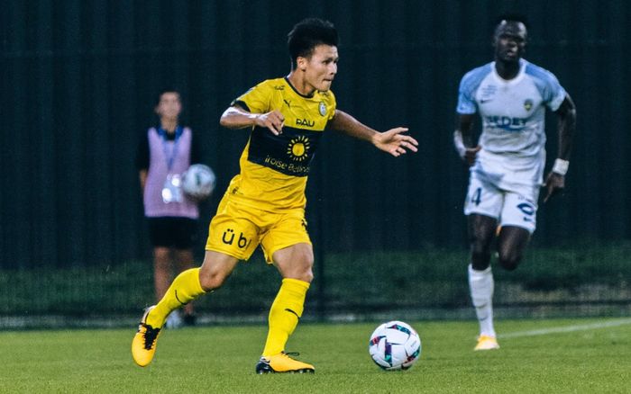 Quang Hải đang trở thành người thừa ở Pau FC