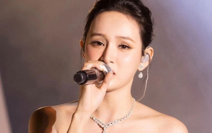 Phát ngôn của Nguyên Khang về sự trở lại của Hiền Hồ khiến dân tình dậy sóng