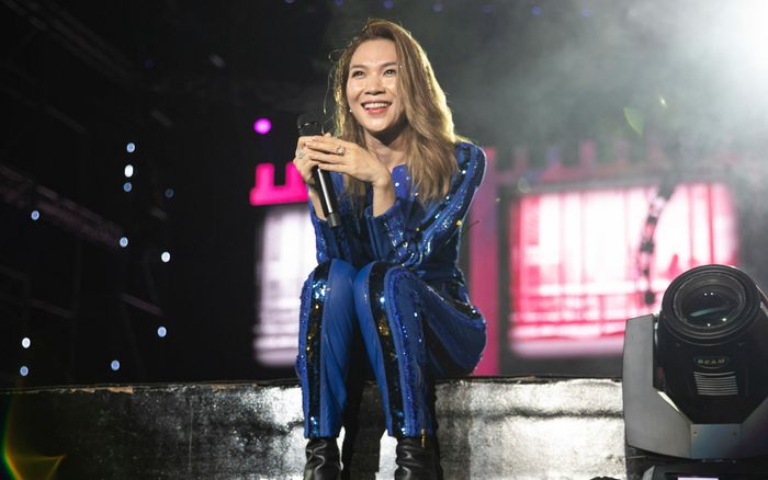 Sau thời gian dài để fan đồn đoán, Mỹ Tâm chính thức công bố 'tin vui'