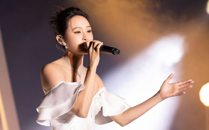 Vì sao Hiền Hồ, Jack 'dám' trở lại showbiz?