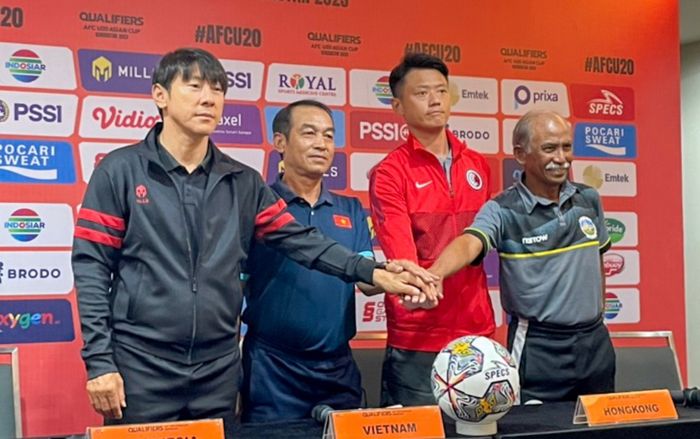 HLV Đinh Thế Nam sẵn sàng đánh bại Indonesia của HLV Shin Tae Yong