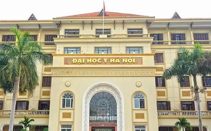 Điểm chuẩn Đại học Y Dược Hà Nội cao nhất là bao nhiêu?
