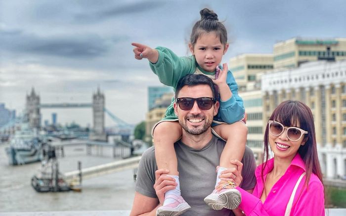 Hà Anh phản bác thẳng quan điểm của shark Bình: 'Trai có 6 chiếc xe hấp dẫn con gái hơn trai 6 múi'