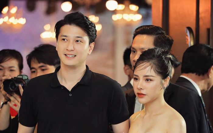 Bạch Lan Phương bức xúc vì Huỳnh Anh bị 'gái lạ' dụ dỗ vào rạng sáng