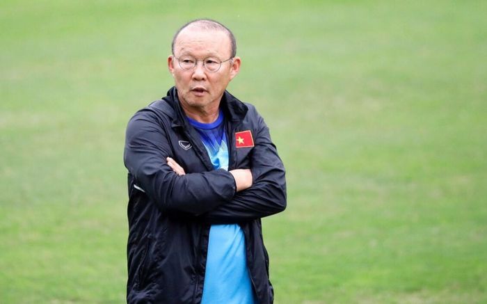 HLV Park Hang Seo: 'Cầu thủ do tôi chọn và chịu trách nhiệm, thua bị đánh tả tơi'