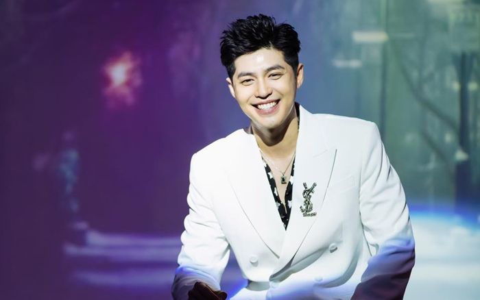 Noo Phước Thịnh có cách khiến lực lượng bảo vệ '1 bước thành fan' mỗi khi 'hộ tống' nam ca sĩ đi diễn?