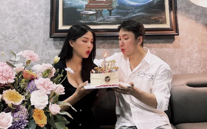 Vợ Phan Mạnh Quỳnh miêu tả hôn nhân trong mơ: Chồng đi chợ nấu ăn, tiền đưa vợ giữ