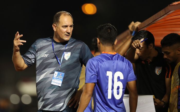 HLV châu Âu khen tuyển Việt Nam có tiềm năng nhất châu Á nhờ ông Park tài giỏi