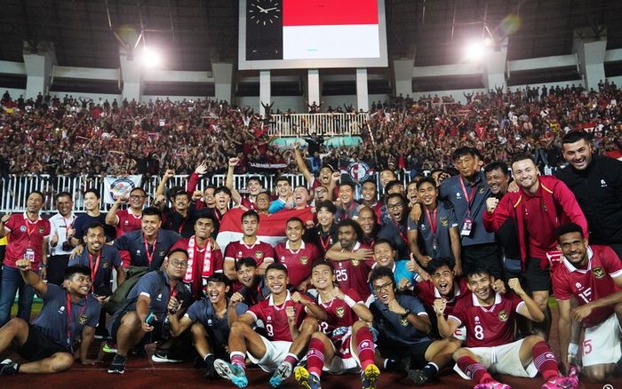 Tuyển Indonesia liên tục khiến cả châu Á kinh ngạc, che mờ chức vô địch của ông Park