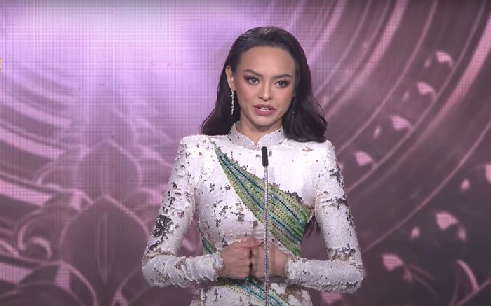 Mai Ngô thổn thức hùng biện: 'Tôi từng là nạn nhân của bạo lực mạng trong khi họ không biết tôi là ai'