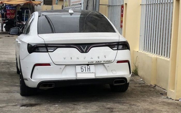 Vụ 'tiểu thư Tina Dương': Công an thu giữ ô tô vật chứng