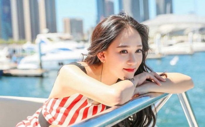 Ở tuổi U50, Trần Kiều Ân sở hữu nhan sắc trẻ trung và ngọt ngào như gái 18