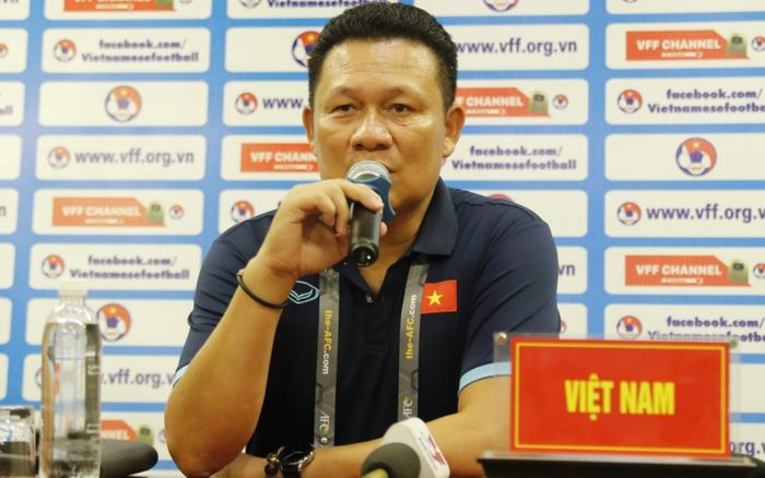 HLV Quốc Tuấn: Không lo lắng hay sợ khi gặp Thái Lan!