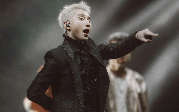 Phản ứng của Sơn Tùng khi bị khán giả 'bắt bài' quên lời trên sân khấu