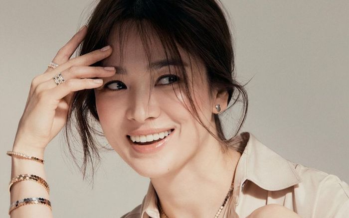 Lộ hình ảnh thời chưa thẩm mỹ của Song Hye Kyo, nhan sắc khác hiện tại một trời một vực