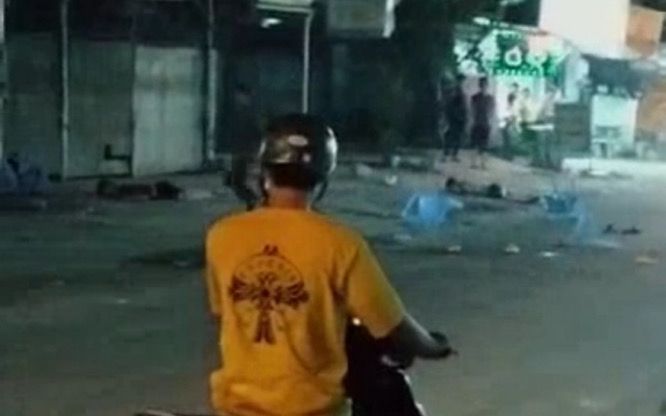 Hỗn chiến trong đêm ở Bình Dương, ít nhất 2 thanh niên tử vong