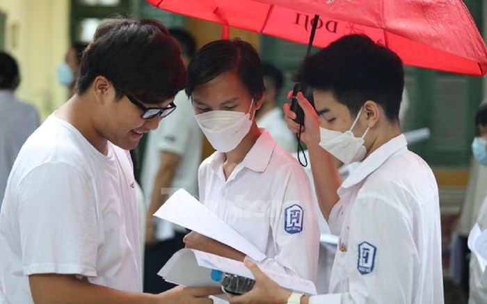 Tuyển sinh đại học 2022: Nhiều ngành 'trắng' thí sinh