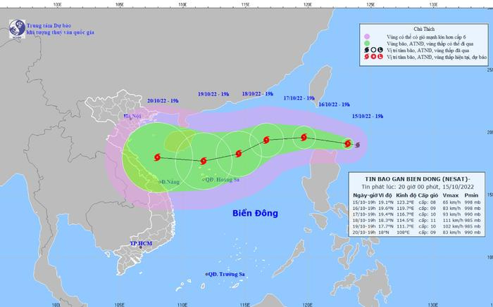 Bão số 6 giật cấp 13 đang tiến vào Biển Đông