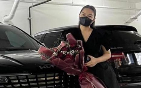 Phạm Quỳnh Anh được 'người quen' tặng xế hộp nhân dịp ngày Phụ nữ Việt Nam