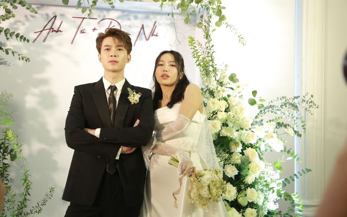 Hé lộ thực đơn 'ăn tới no căng' trong tiệc cưới tại Hà Nội của Anh Tú - Diệu Nhi