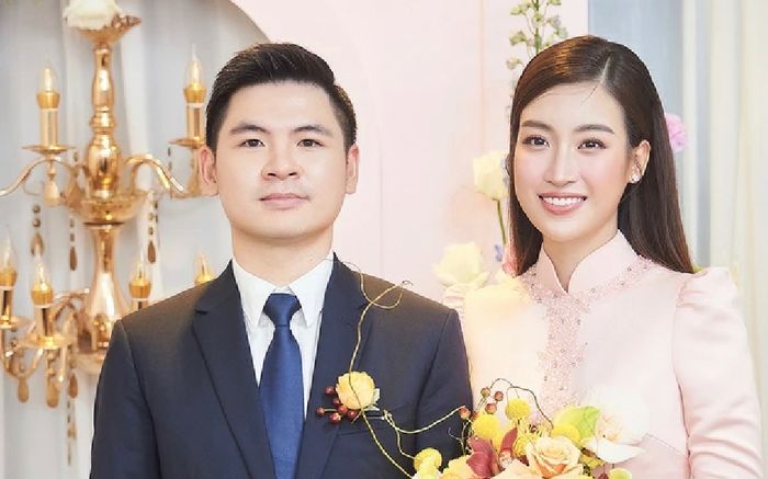 Hà Nội FC đốt lưới nhà và 'biếu quà' Hải Phòng: Không có quà cưới cho chồng của Đỗ Mỹ Linh
