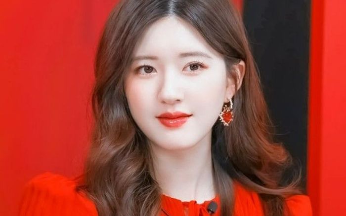 Triệu Lộ Tư có điểm douban phim hiện đại thấp bất ngờ, fan lo lắng cho Vụng Trộm Không Thể Giấu