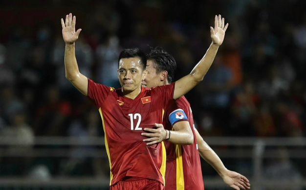 Văn Quyết thay Quang Hải đá AFF Cup 2022?
