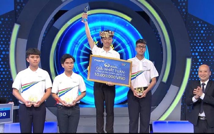 'Lội ngược dòng' ngoạn mục, nam sinh Thái Bình xuất sắc giành vòng nguyệt quế Olympia