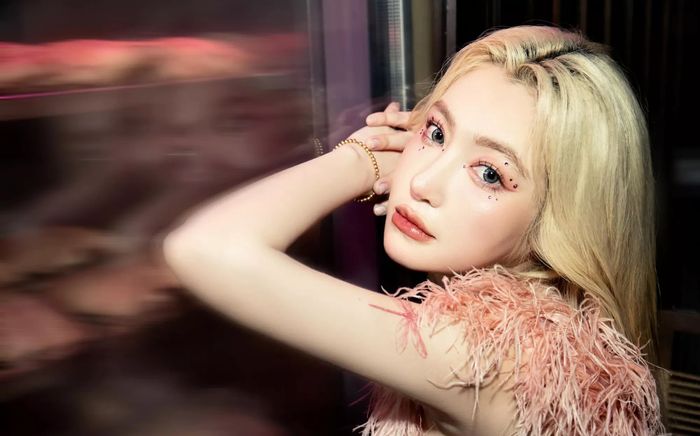 Bộ phim cách đây 10 năm của Elly Trần hot trở lại: Bị lừa gạt tình cảm đến khóc hết nước mắt