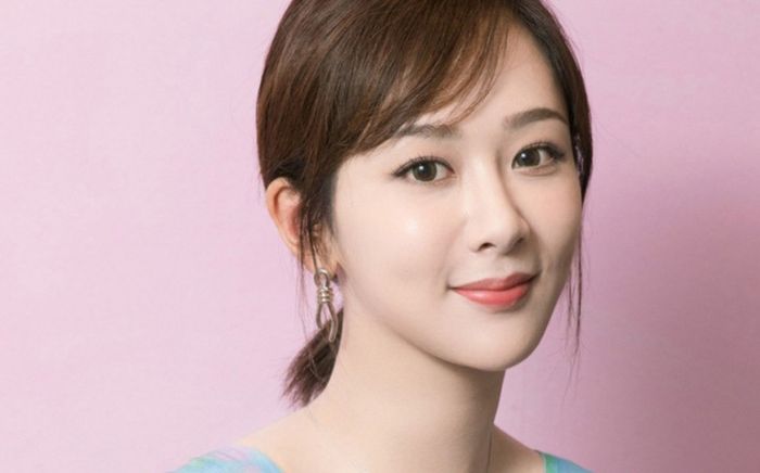 Dương Tử công khai con gái vào đúng dịp sinh nhật, netizen ngỡ ngàng vì nhan sắc giống hệt mẹ?