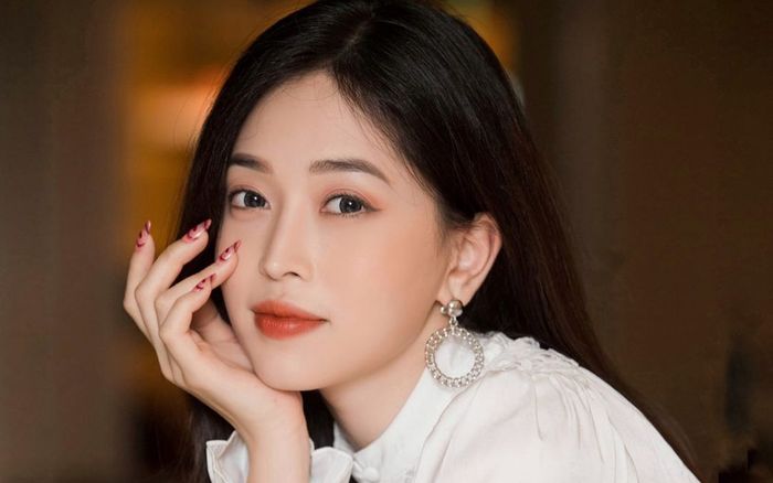 Phương Nga hé lộ lí do xuống tóc sau khi trở thành vợ Bình An