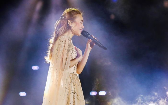 Mỹ Tâm bị anti-fan tố 'hát nhép, mở playback' trong show diễn, dân mạng có màn phản pháo đầy thuyết phục!