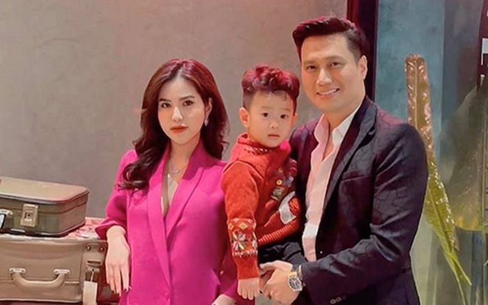 Vợ cũ Việt Anh than thở stress vì con nghịch nhất lớp, mẹ nói không nghe