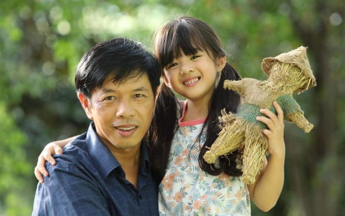 Được khán giả ủng hộ hơn cả Hành Trình Công Lý, vì sao phim Mẹ Rơm của Thái Hòa phải dừng phát sóng?