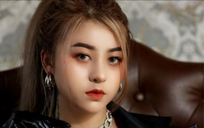 Cuộc sống Hana Cẩm Tiên hậu chia tay: Bế tắc hay 'nở hoa'?