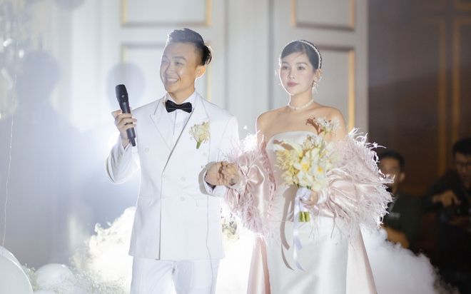 Hậu đám cưới cổ tích, Lê Âu Ngân Anh nói điều xúc động về nghề giáo