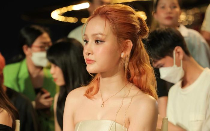 Hiền Hồ 'không cảm xúc' khi bị hỏi cắt diễn do sinh viên phản ứng