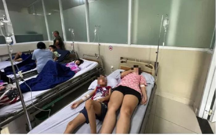 Bộ GD&ĐT lên tiếng sau vụ học sinh trường iSchool Nha Trang ngộ độc thực phẩm