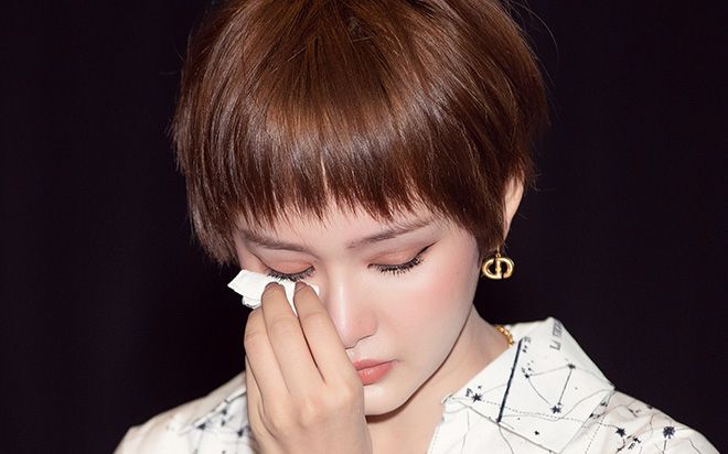 Trường đại học nêu lý do mời Hiền Hồ về hát trong đêm nhạc chào Tân SV: Tạo cơ hội cho nữ ca sĩ sửa sai