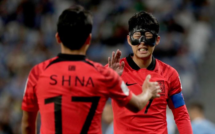 Dồn ép đội hai lần vô địch World Cup, Hàn Quốc viết tiếp niềm tự hào châu Á