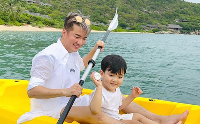 Chỉ một câu nói, con trai Đàm Vĩnh Hưng khiến nam ca sĩ 'lụi tim'