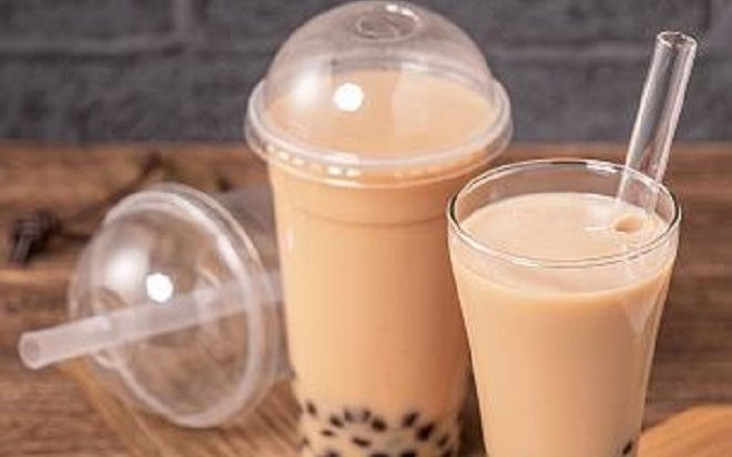 Gọi điện thoại cho cảnh sát đặt trà sữa, người phụ nữ thoát nguy trong gang tấc