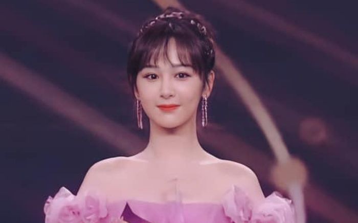 Nhan sắc thất thường, Dương Tử được người hâm mộ chỉ điểm