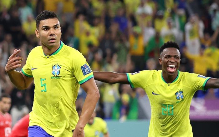 Brazil dễ dàng qua vòng bảng