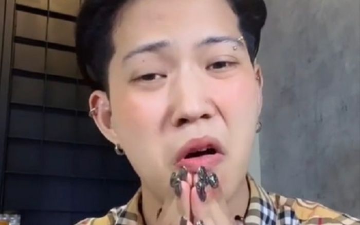 Một ca sĩ Vbiz nổi tiếng bị netizen 'chửi tơi bời' vì giống TikToker Nờ Ô Nô điểm này