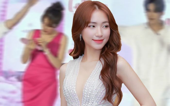 Hòa Minzy diễn sự kiện: Hết bị bung móng tay đến dụ dỗ khán giả về xem livestream bán hàng online